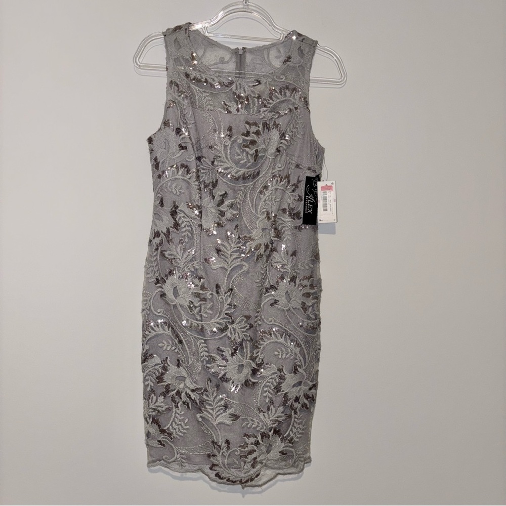 Alex Evenings Elegant sequin Sleeveless Embroidered Dress dove grey 6 petite‎